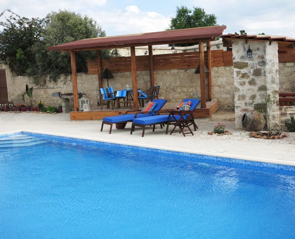 Simona Stone House Villa Polis Ruang foto