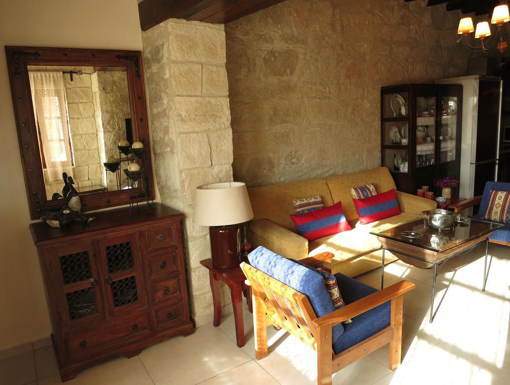 Simona Stone House Villa Polis Ruang foto