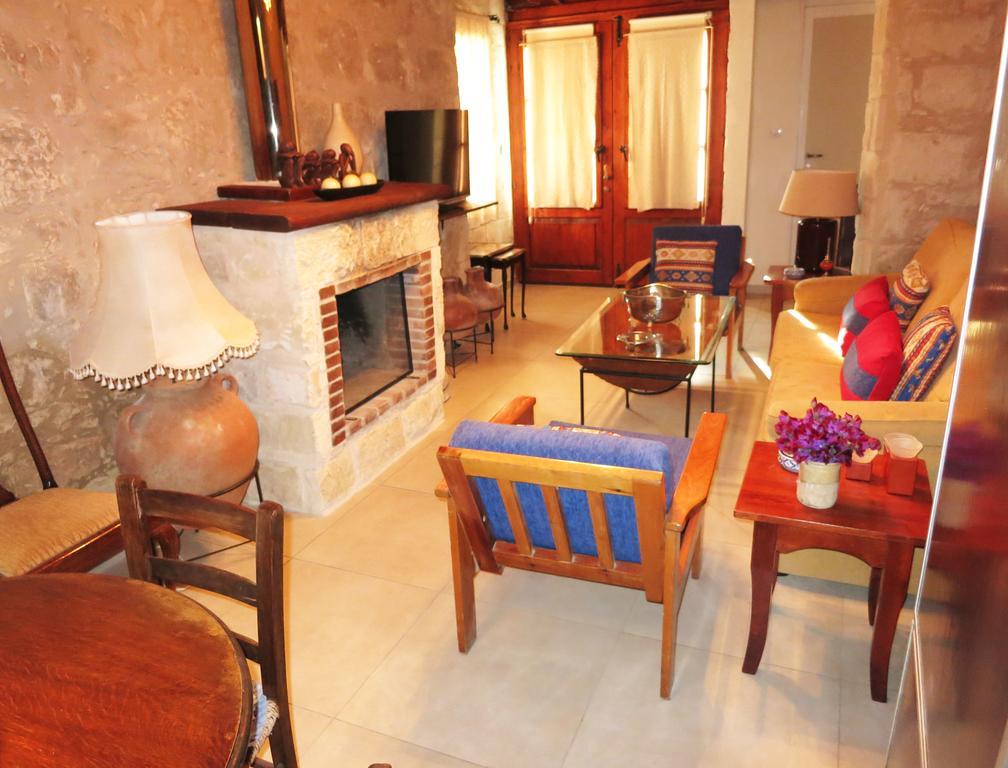 Simona Stone House Villa Polis Ruang foto